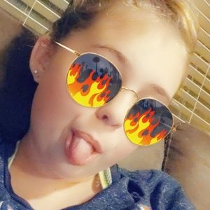 Meet your Posher, Jaydin